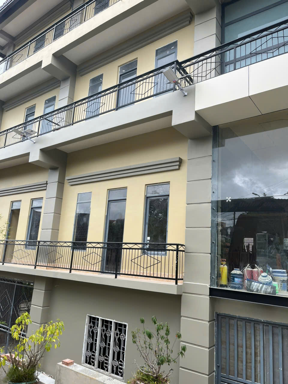 cong trinh son chong tham seamaster 8577 tai dalat