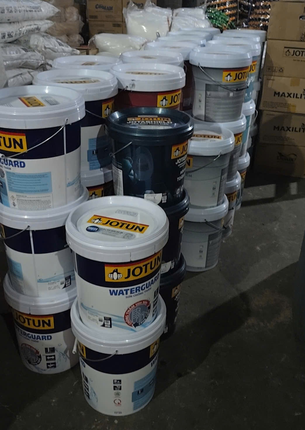 dai ly son jotun quan 7