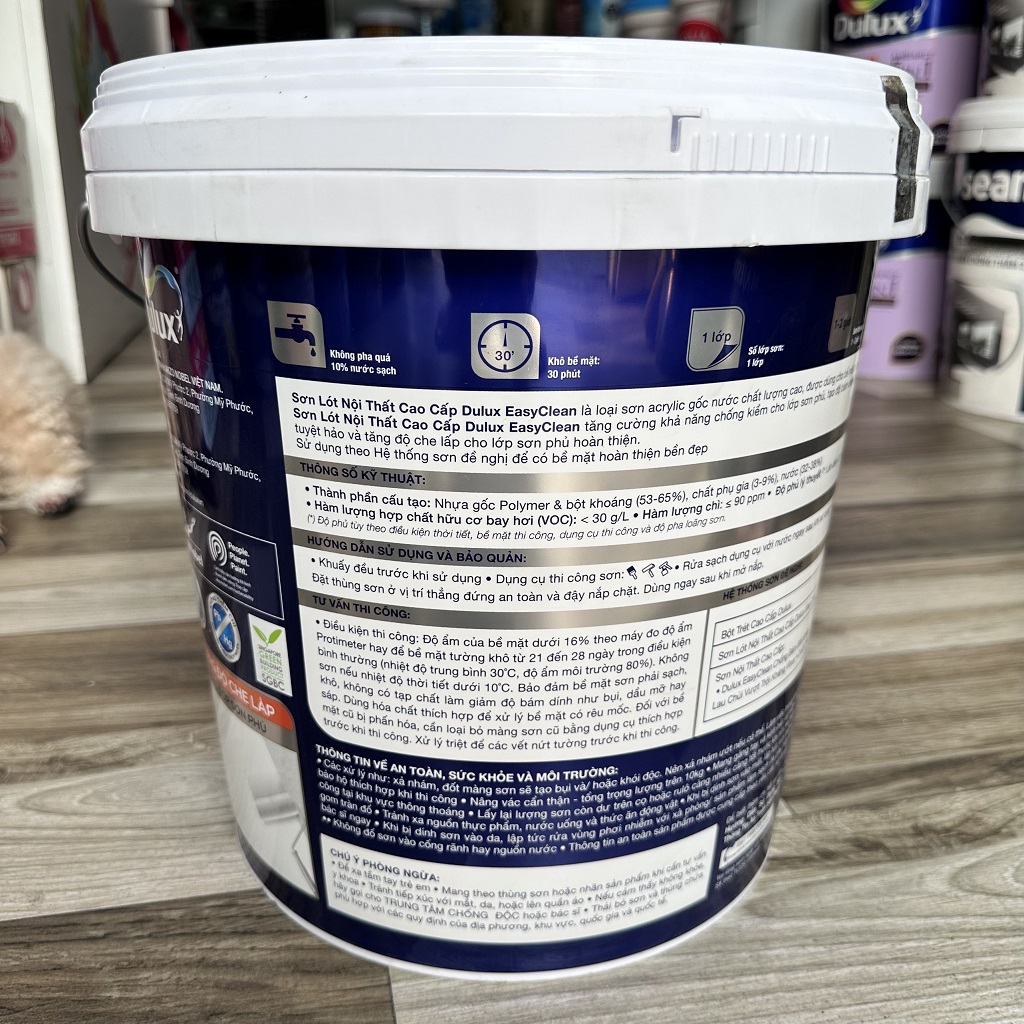 Sơn Lót Trong Nhà Dulux EasyClean Primer A935 giúp màu sơn lên đều, khả năng lau chùi bền bỉ và tuổi thọ màng sơn phủ đạt chuẩn chính hãng.
